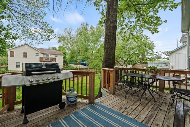 13326 Walnut Street, Kansas City, MO 64145