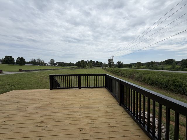 960 W Trimble Rd, Milton, TN 37118