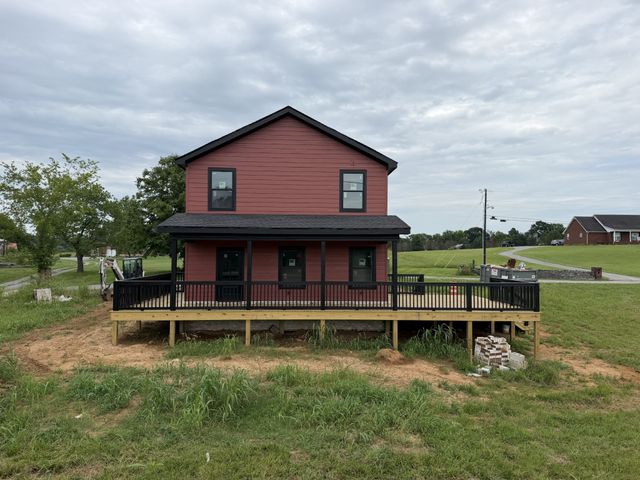 960 W Trimble Rd, Milton, TN 37118