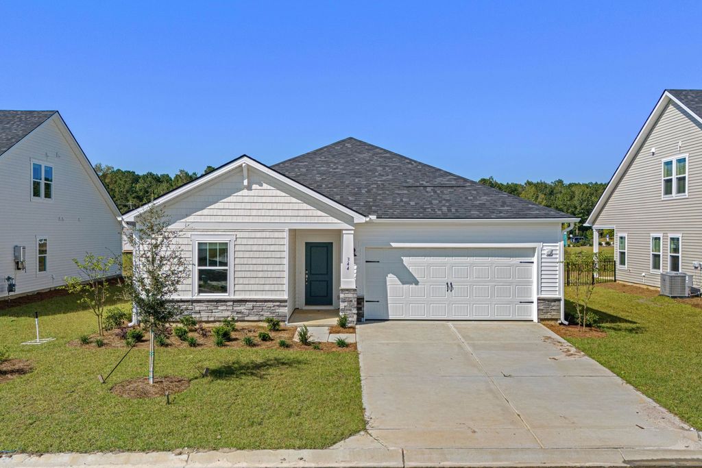 1024 Lauryn Oak Loop, Longs, SC 29568