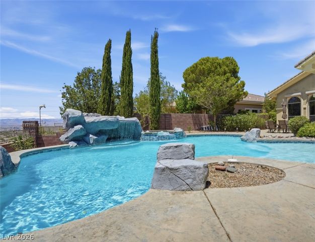 2266 Driftwood Tide Avenue, Henderson, NV 89052
