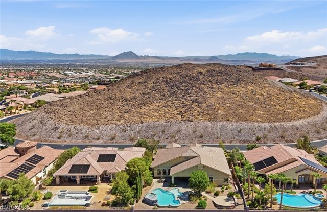 2266 Driftwood Tide Avenue, Henderson, NV 89052