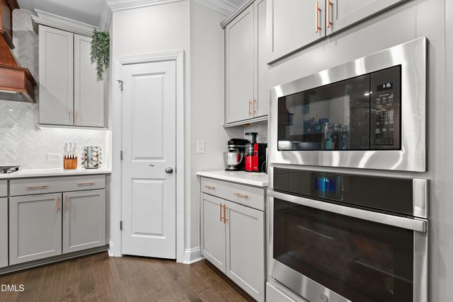 2400 Heathland Farm Drive, Fuquay Varina, NC 27526