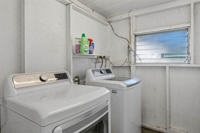 7210 14TH STREET N, St Petersburg, FL 33702