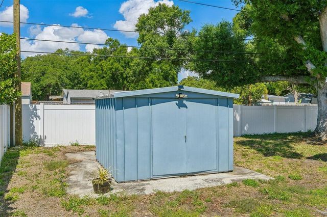 7210 14TH STREET N, St Petersburg, FL 33702