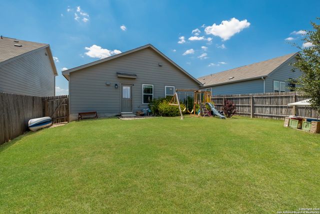 2435 Pechora Pipit, New Braunfels, TX 78130