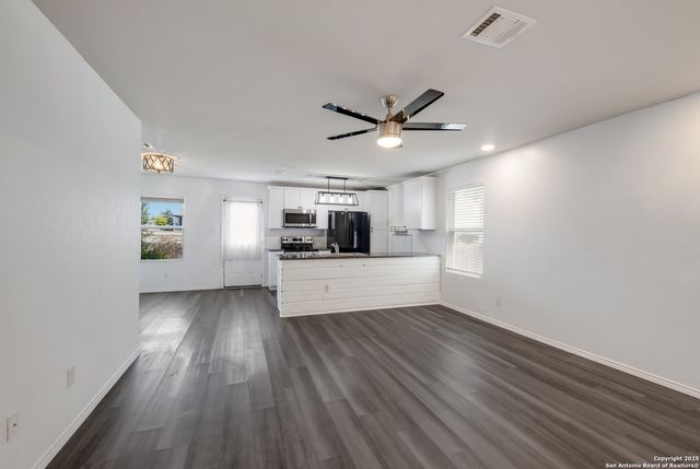 2435 Pechora Pipit, New Braunfels, TX 78130