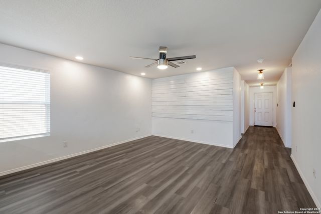 2435 Pechora Pipit, New Braunfels, TX 78130