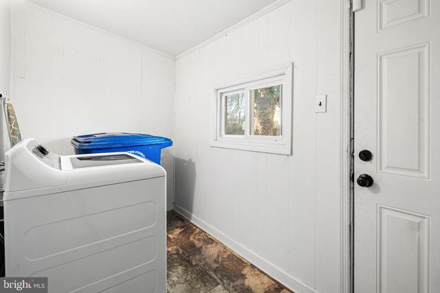 637 WALTON AVE, Beverly, NJ 08010