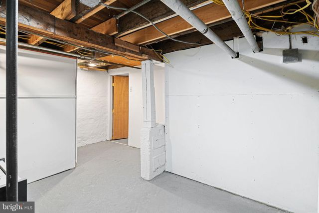 637 WALTON AVE, Beverly, NJ 08010