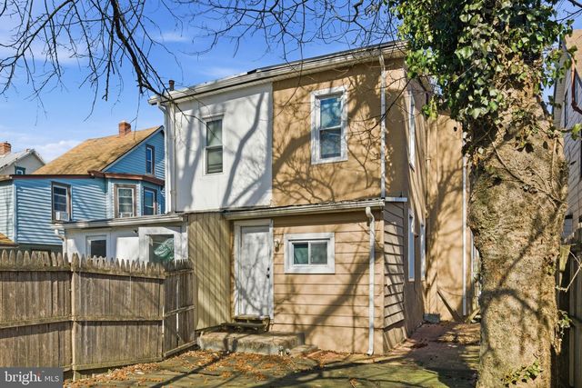 637 WALTON AVE, Beverly, NJ 08010