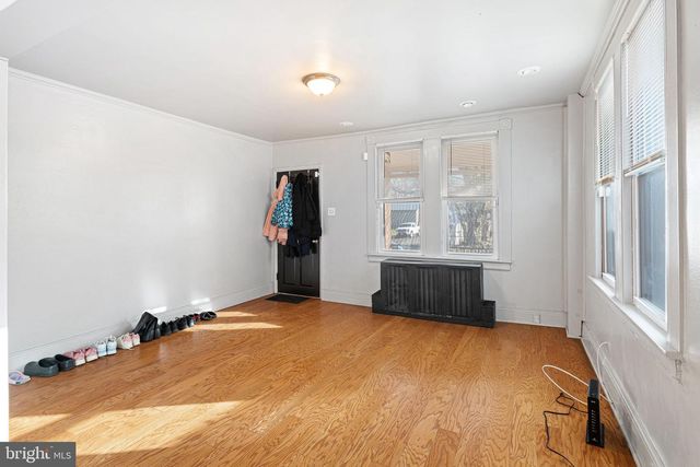 637 WALTON AVE, Beverly, NJ 08010