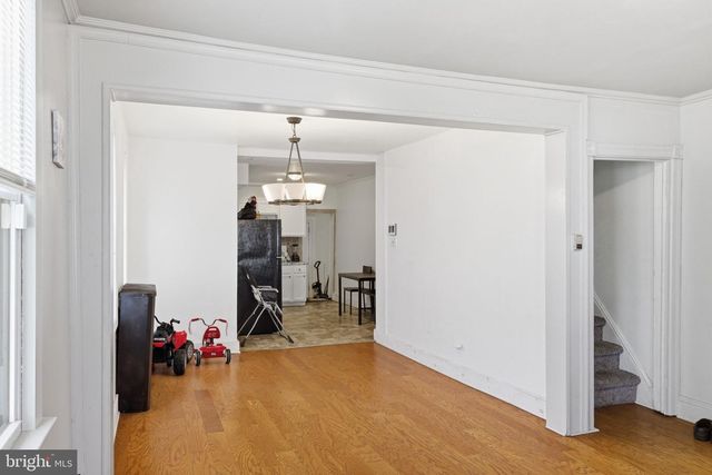 637 WALTON AVE, Beverly, NJ 08010