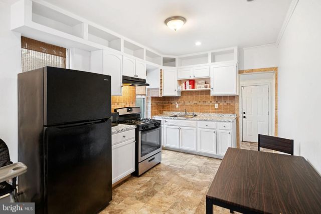 637 WALTON AVE, Beverly, NJ 08010