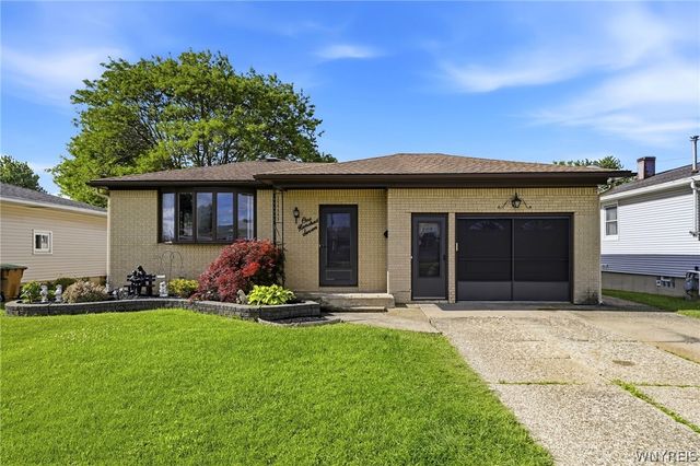107 Bronx Drive, Cheektowaga, NY 14227