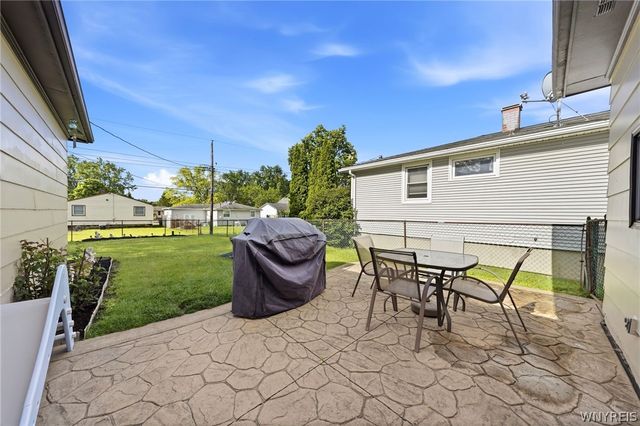 107 Bronx Drive, Cheektowaga, NY 14227
