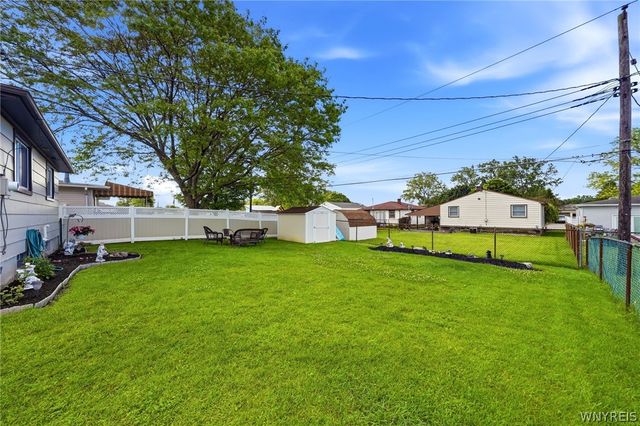 107 Bronx Drive, Cheektowaga, NY 14227