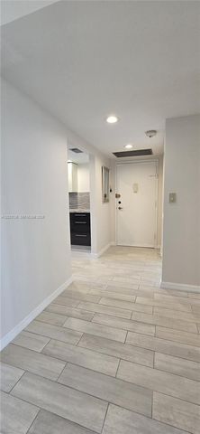 800 Parkview Dr 430, Hallandale Beach, FL 33009