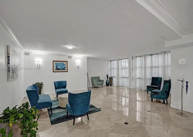 800 Parkview Dr 430, Hallandale Beach, FL 33009