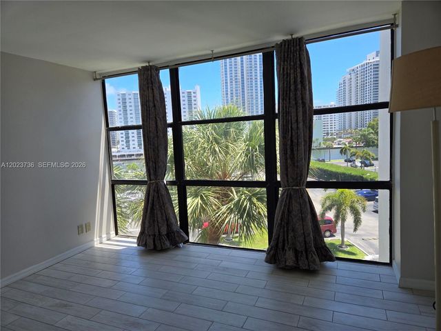 800 Parkview Dr 430, Hallandale Beach, FL 33009