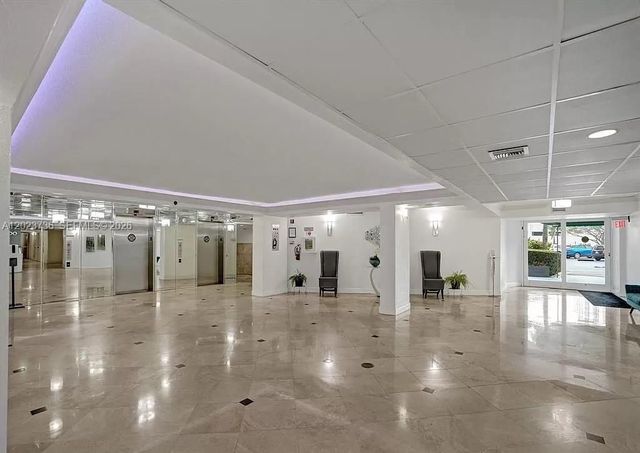 800 Parkview Dr 430, Hallandale Beach, FL 33009