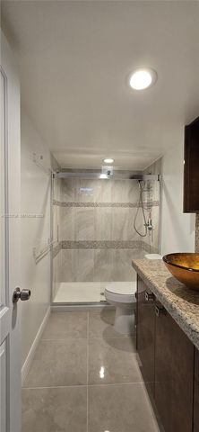 800 Parkview Dr 430, Hallandale Beach, FL 33009