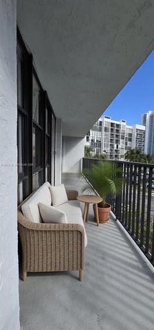 800 Parkview Dr 430, Hallandale Beach, FL 33009