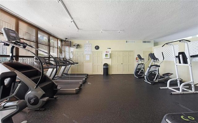 800 Parkview Dr 430, Hallandale Beach, FL 33009