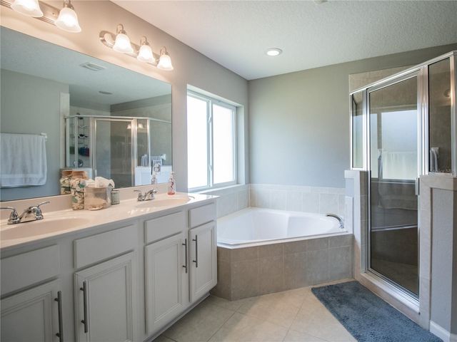 8241 NW 54TH STREET, Gainesville, FL 32653