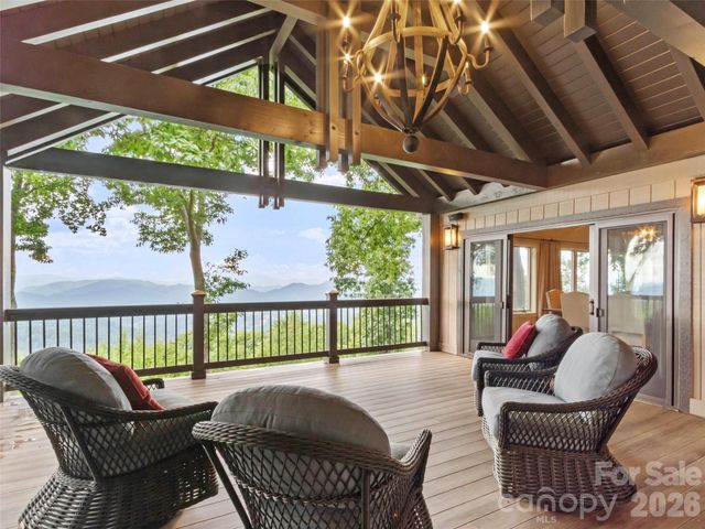 337 Rhododendron Lane, Burnsville, NC 28714