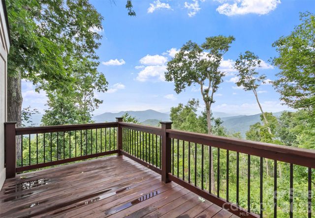 337 Rhododendron Lane, Burnsville, NC 28714