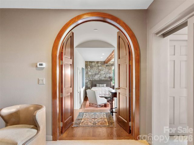 337 Rhododendron Lane, Burnsville, NC 28714