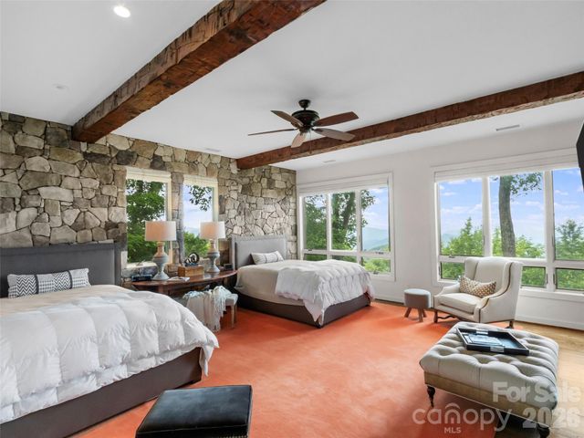 337 Rhododendron Lane, Burnsville, NC 28714