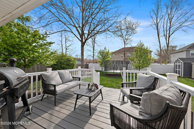 139 Bosun Avenue, Manahawkin, NJ 08050