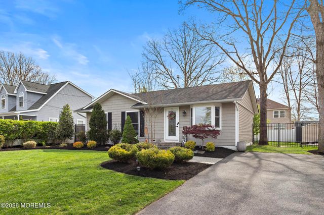 139 Bosun Avenue, Manahawkin, NJ 08050