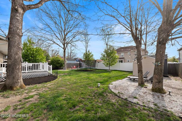 139 Bosun Avenue, Manahawkin, NJ 08050