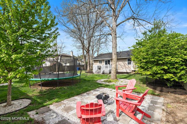 139 Bosun Avenue, Manahawkin, NJ 08050