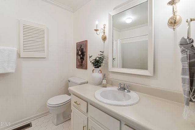 1523 Woodcroft Drive, Raleigh, NC 27609