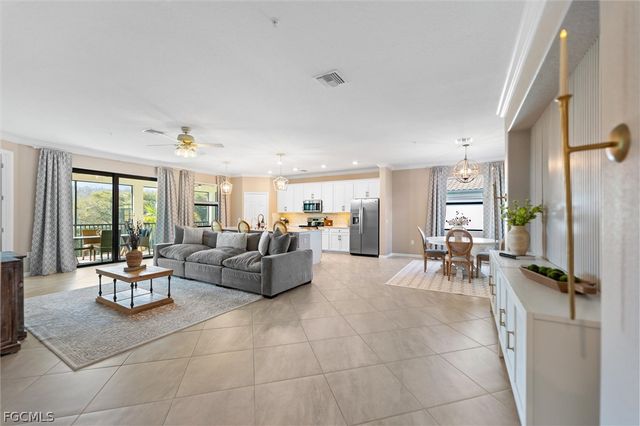 12027 Hawthorn Lake DR 202, Fort Myers, FL 33913