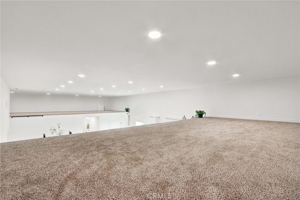 Image 17 of property listing at 30325 San Jacinto, Hemet, CA 92543