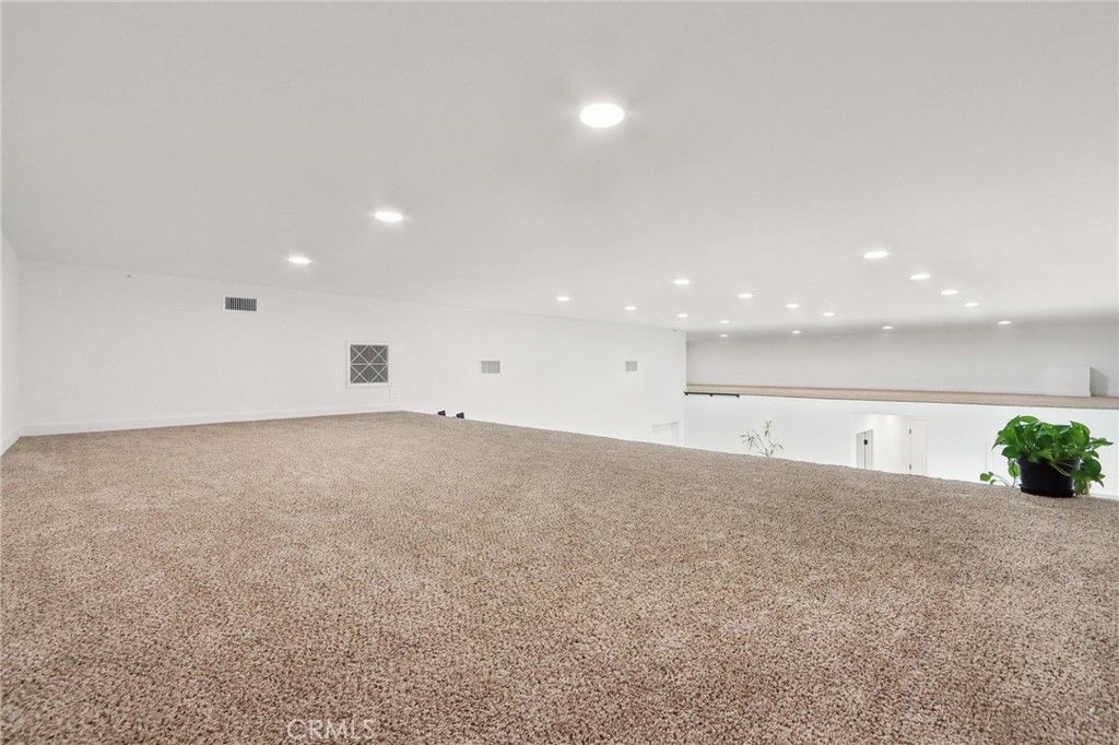 Image 18 of property listing at 30325 San Jacinto, Hemet, CA 92543