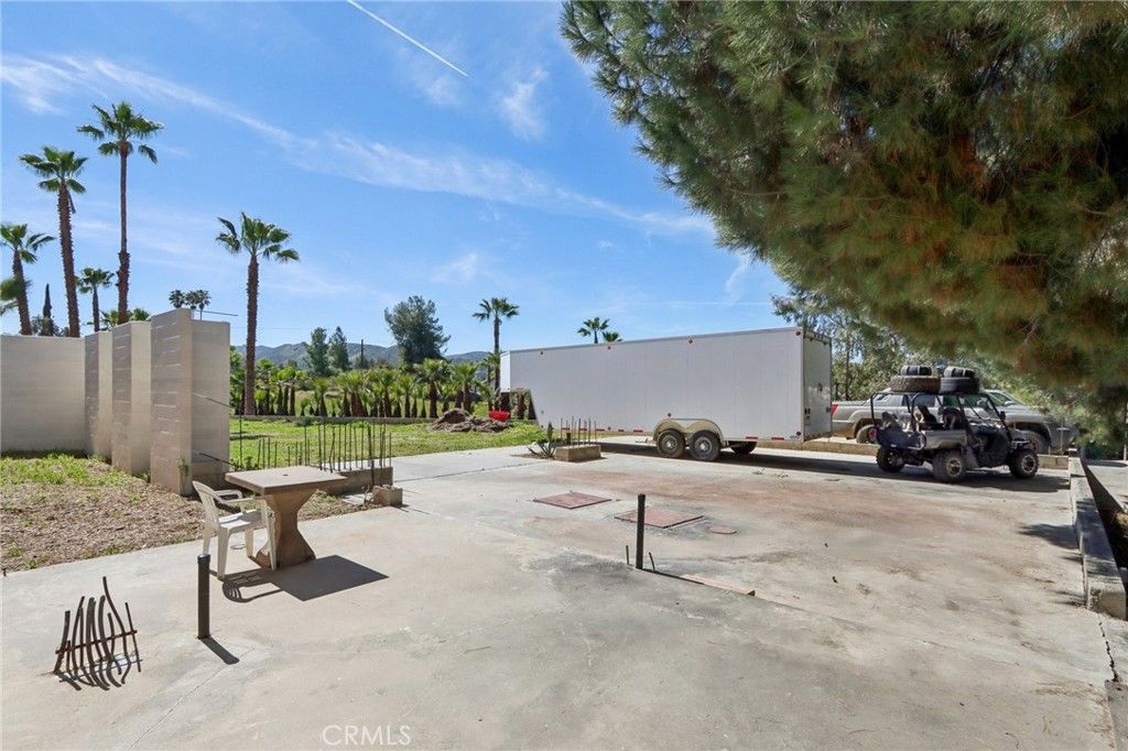 Image 25 of property listing at 30325 San Jacinto, Hemet, CA 92543