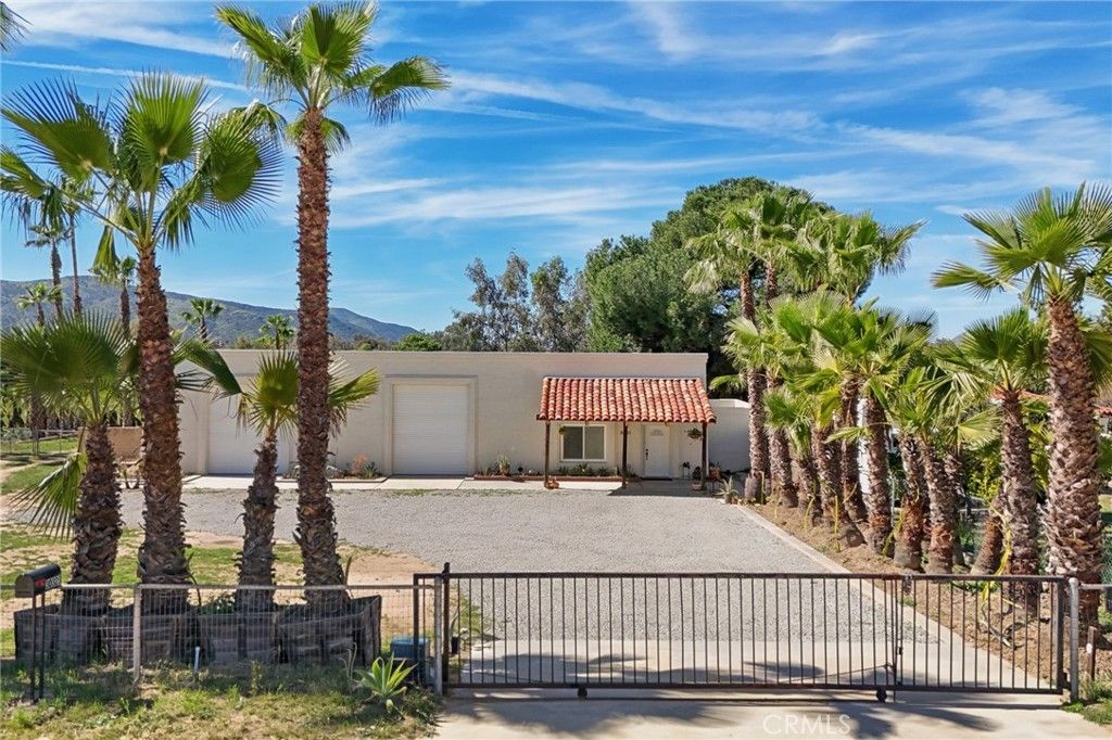 Image 35 of property listing at 30325 San Jacinto, Hemet, CA 92543
