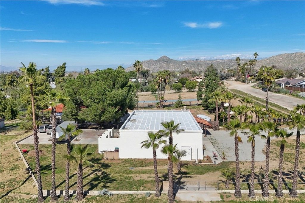 Image 39 of property listing at 30325 San Jacinto, Hemet, CA 92543