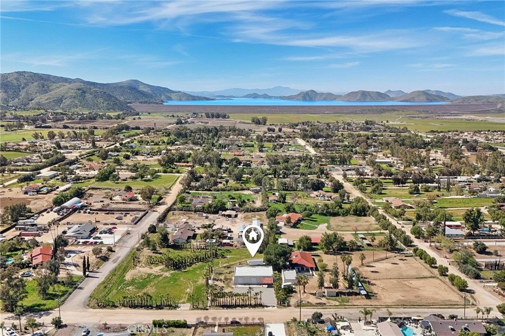 Image 44 of property listing at 30325 San Jacinto, Hemet, CA 92543