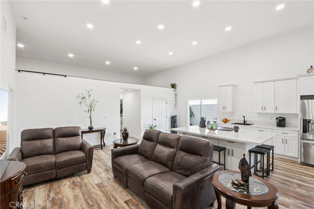 Image 59 of property listing at 30325 San Jacinto, Hemet, CA 92543