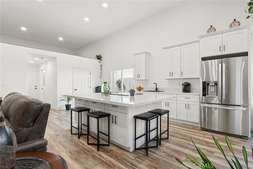 Image 61 of property listing at 30325 San Jacinto, Hemet, CA 92543