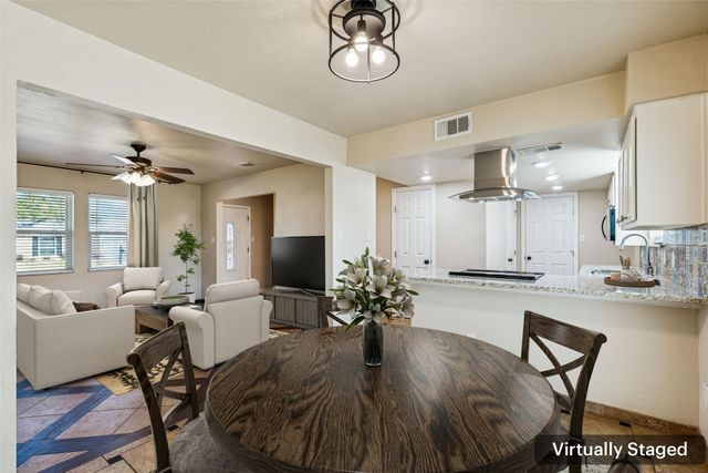 7005 Green Ridge Trail, North Richland Hills, TX 76182