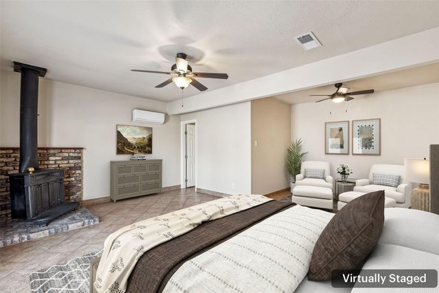 7005 Green Ridge Trail, North Richland Hills, TX 76182