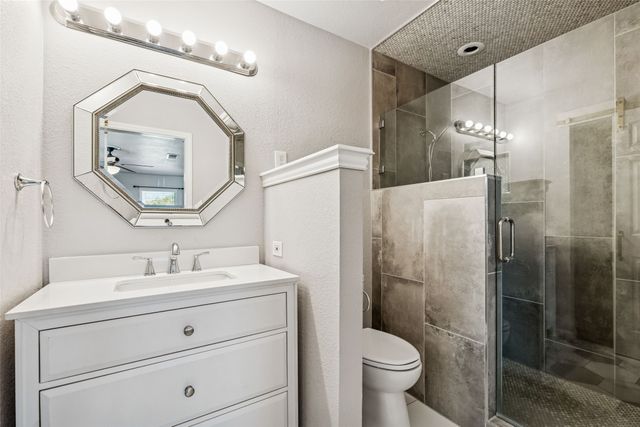 7005 Green Ridge Trail, North Richland Hills, TX 76182